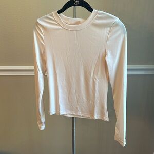 2 women’s shirts Brown and light pink cropped tops long sleeve Crop Size small